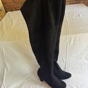 Chinese Laundry Black Suede Over the Knee Boots Sleek Design